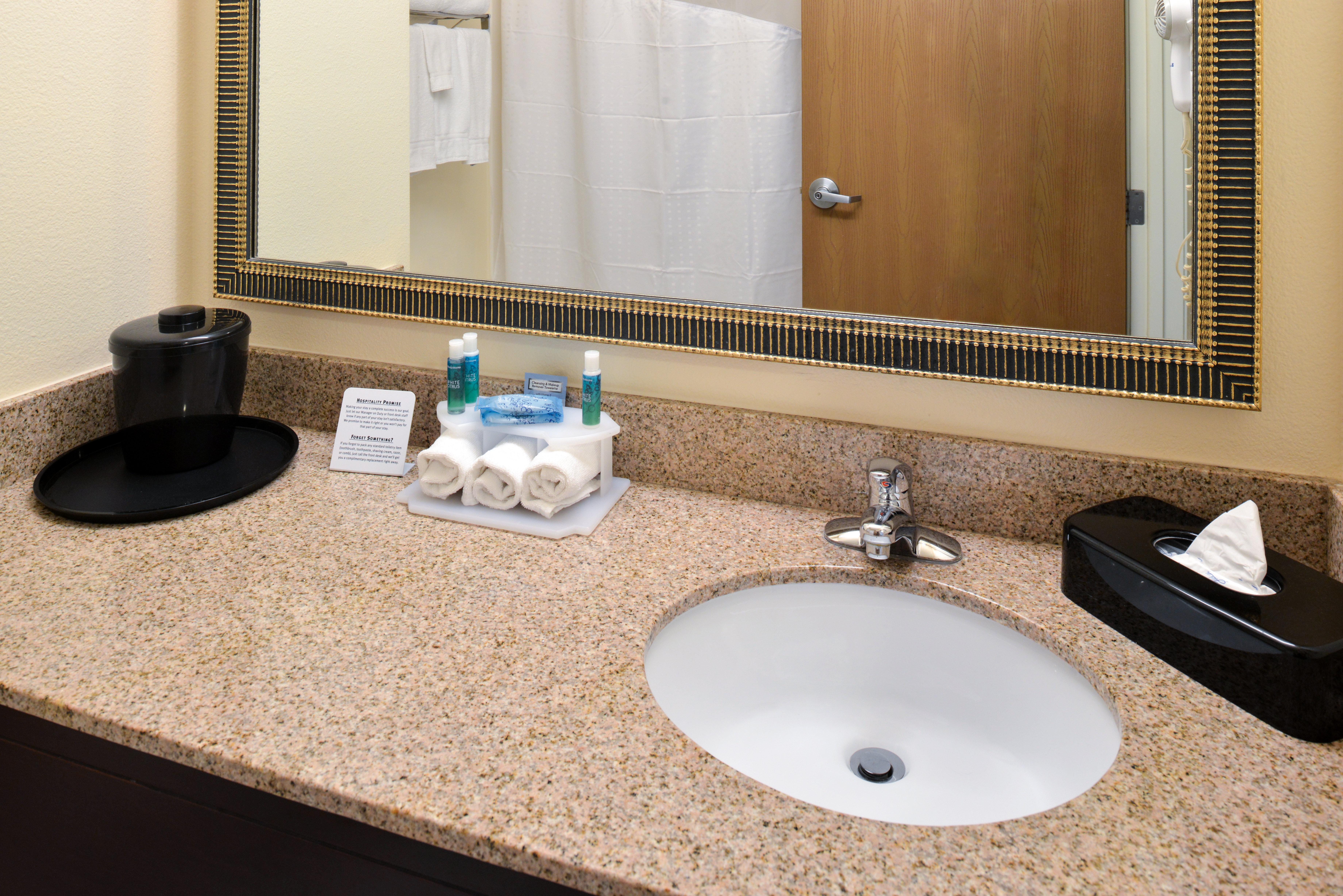 Holiday Inn Express St Croix Valley By Ihg Saint Croix Falls Exterior photo