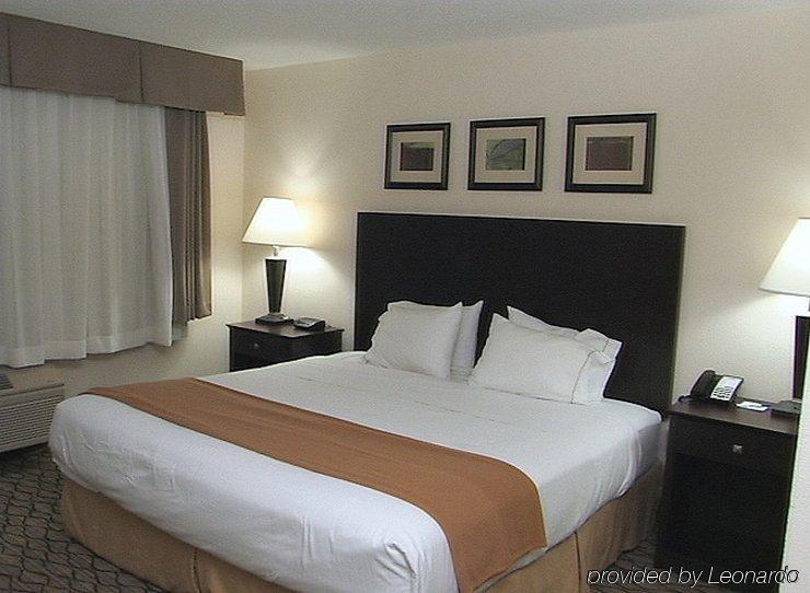 Holiday Inn Express St Croix Valley By Ihg Saint Croix Falls Room photo